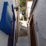 enge, steile Gasse in Hydra